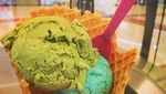 Dari Dulu Sampai Sekarang, Nycta Gina Memang Hobi Makan Es Krim!