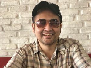 Arseto Pariadji Menyerahkan Diri ke Polisi