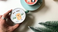 Bekerja di sebuah kedai kopi bernama Cafe C. Through, barista bernama Lee Kangbin menggambar ulang lukisan-lukisan terkenal di atas latte buatannya. Foto: Instagram @leekangbin91