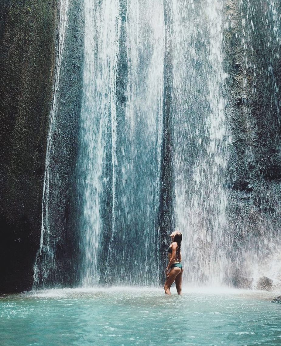 Air Terjun Tukad Cepung di Bali yang dikunjungi Sara Underwood