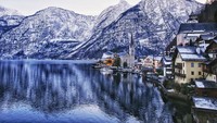 Gereja katolik Hallstatt, St Michael Chapel dibangun pada abad ke-12. Di belakang gereja terdapat ruangan bernama Charnel House. Di sinilah sejarah dan tradisi dimulai. (daniel_zhao_94/Instagram)