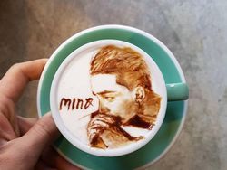 Kreatif! Wajah Aladin, Mino hingga Mobil Dilukis Dalam Creamart
