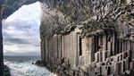 Foto: Gua Ajaib di Tengah Laut Skotlandia