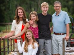 Si Cantik Putri Bill Gates yang Gemar Barang Murah