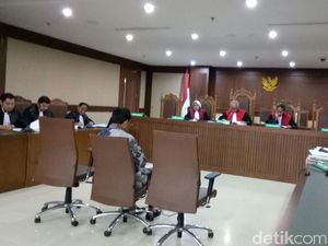 Menhub: Duit Suap ke Eks Dirjen Hubla Tanda Terima Kasih