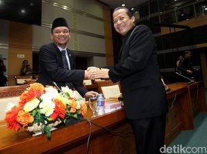 Jadi Pimpinan Komisi VIII DPR, Ace Hasan Siap Kerja Sosial