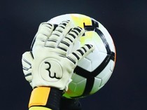 Hujan Lebat, Babak Kedua Laga Arema Vs PSIS Sempat Ditunda