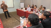 Lokakarya tersebut bertema Discovery Workshop Blockchain for Executives yang diikuti oleh berbagai kalangan praktisi keuangan/perbankan. Foto: dok. Mikro
