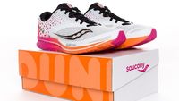 Meriahkan Boston Marathon, Dunkin Donuts Perkenalkan Sepatu Lari Keren