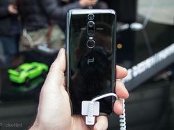 Ini Wujud Ponsel Premium Terbaru Huawei