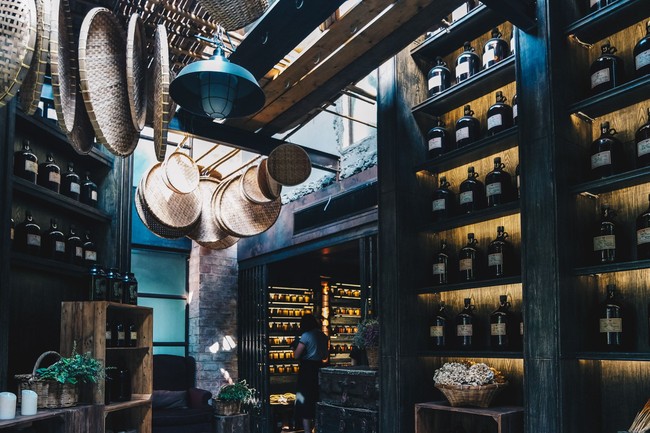 Jika Ke Bangkok Anda Harus Ngopi dan Makan Enak di 8 Kafe Instagrammable Ini
