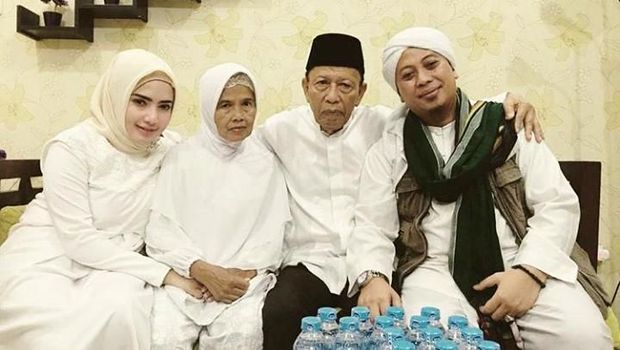Banyak Dihujat karena Poligami, Opick Terima dengan Ikhlas