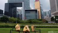 Patung-patung tersebut berada di Central and Western Distrik Promenade & Wan Chai yang didaulat menjadi taman patung bertaraf internasional di Hong Kong. Foto: (Agnes/detikhot)