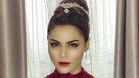 DJ satu ini cinta banget sama Indonesia. Ketimbang dituduh transgender, ia meminta netizen menjulukinya Miss Pete atau Miss Jengkol. Foto: DJ Butterfly / dj_kattybutterfly36