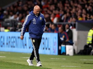 Sampaoli yang Masih Bikin Heran, Kok Bisa Membangkucadangkan Duo 600 Gol