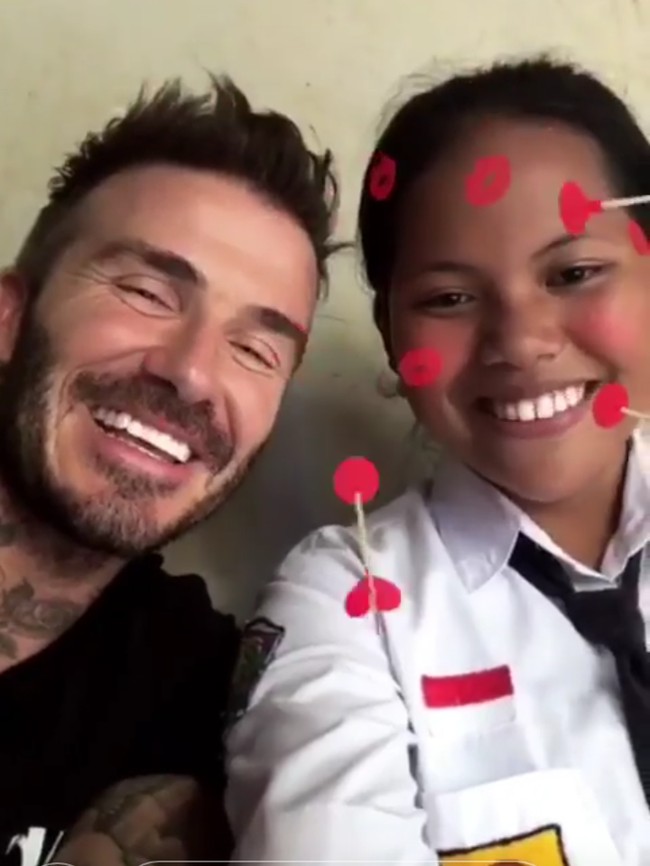 Mantan atlet sepakbola asal Inggris itu bahkan memberikan Sripun hak istimewa untuk mengambil alih Instagram Stories-nya, mulai Rabu pagi (28/3/2018) ini. Foto: Instagram/@davidbeckham