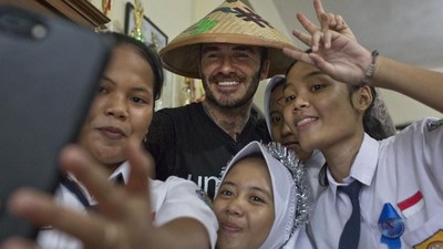 Senyum Beckham di Tengah Anak-Anak Indonesia