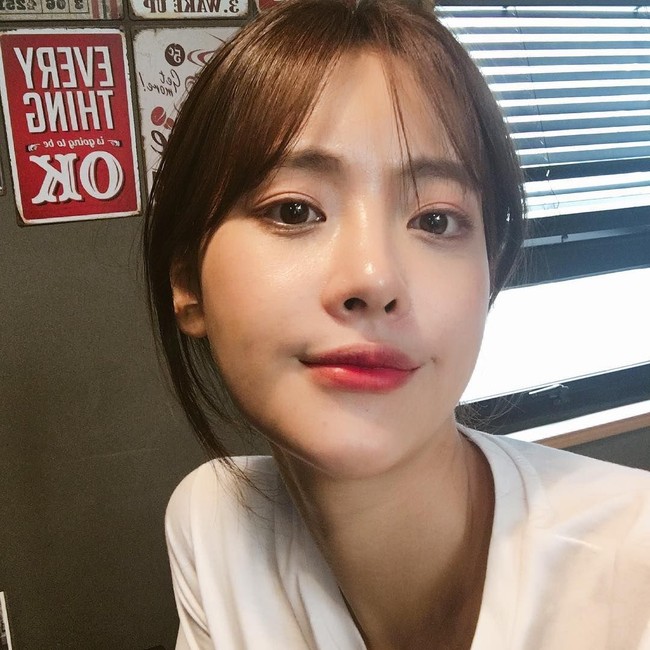 Oh Yeon Seo merupakan mantan member grup K-pop LUV. Setelah hengkang, aktris 30 tahun ini meniti kariernya sebagai aktris. Dok. Instagram