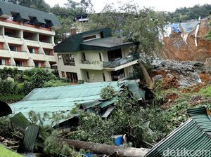 Begini Bentuk Bangunan yang Tertimbun Longsor di Puncak