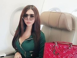 Open Trip Bareng Artis