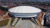 Saat ini pihaknya tengah melakukan percepatan pengerjaan proyek agar rampung sebelum bulan puasa. Selain target percepatan bangunan, kita juga sedang kejar untuk mendapatkan sertifikat International dari Federasi Sepeda Dunia (UCI).