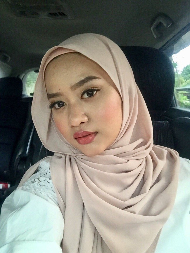 Selain itu yang terpenting dalah mengatur pikiran untuk menjadi lebih baik meski telah ditinggalkan oleh kekasih. Foto: Twitter @RadenZaharatul