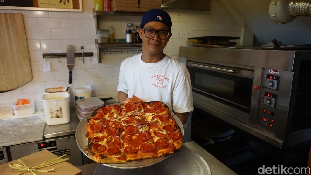 Pizza Place Ala New York