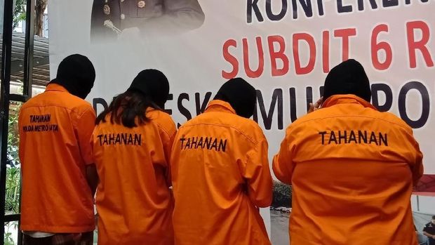 Para wanita yang menjajakan PSK di Apartemen Kalibata City