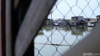 Sebelumnya kawasan ini kotor, penuh sampah, eceng gondok dan lumut.
