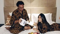 Namun beberapa menyebut hubungan Valerie dan Rafi hanyalah sebatas sahabat dekat. (Dok. Instagram/valerieethomas)