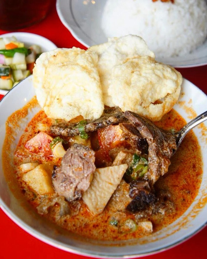Mie Ayam dan Soto Betawi Legendaris di Jakarta Pusat Ini Mie Ayam dan Soto Betawi Legendaris di Jakarta Pusat Ini