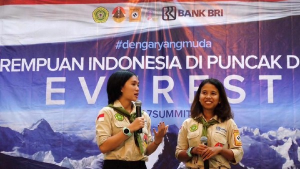 Dua Mahasiswi Unpar Siap Mendaki Everest