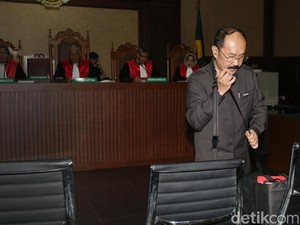 Dokter Mengaku Tak Pernah Beri Rekam Medis Novanto ke Fredrich