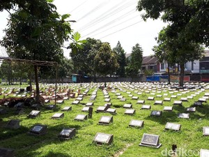 Ini Lokasi Video Viral Remaja di Bandung Parkour Lompati Batu Nisan