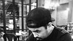 Asyik! Begini Gaya Glenn Fredly Kalau Lagi Makan Enak