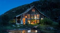 Di sana ada sebuah resor mewah yang diciptakan dari permukiman yang terlupakan (Dunton Hot Springs/CNN Travel)