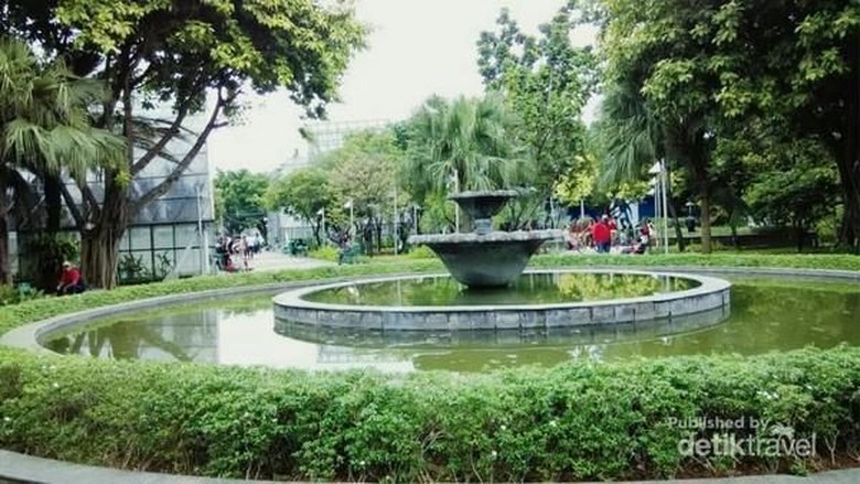 Taman Menteng di Jakarta Pusat (MSepthiana/dTraveler) Taman Menteng di Jakarta Pusat (MSepthiana/dTraveler)