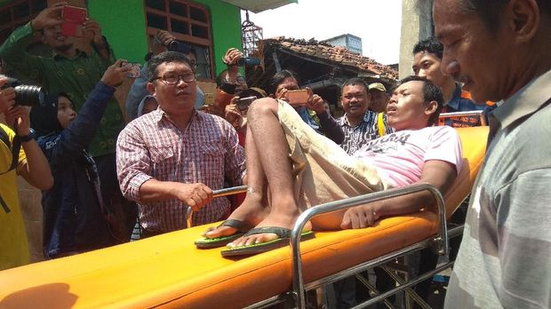 Begini Ceritanya Fardana Hingga Dipasung Sang Ibu