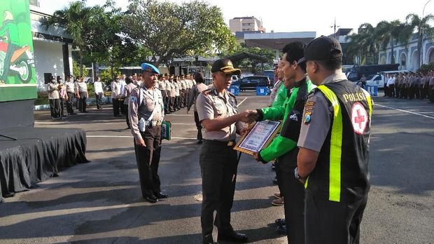 Gagalkan Penjambretan, Driver Ojek Online Ini Dapat Penghargaan