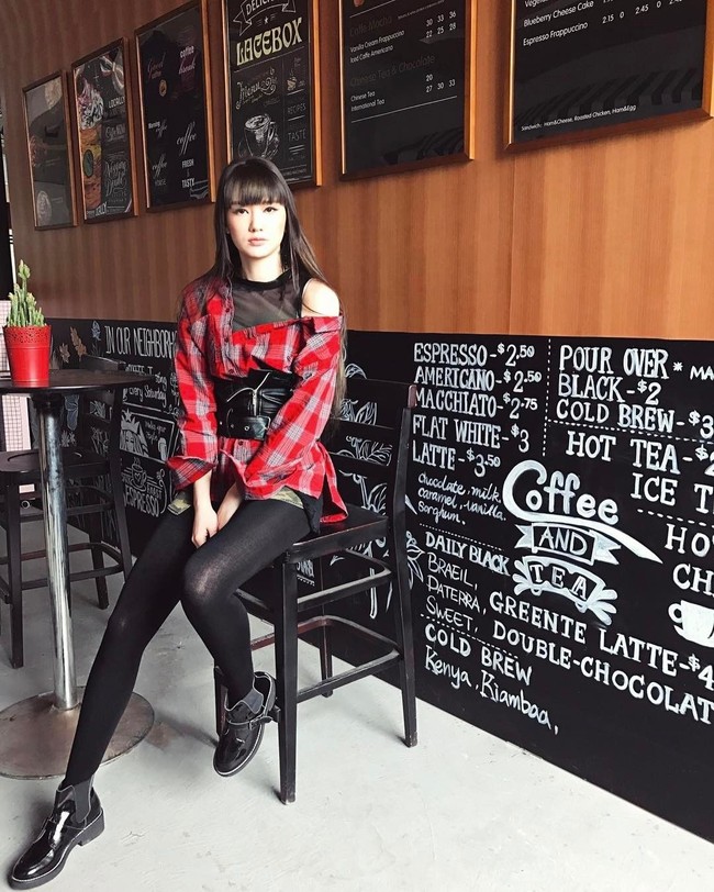 Punya kulit mulus dan putih juga membuat Sabina nampak memukau Foto: Instagram @altynbekova_20