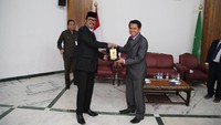 Berkat penemuannya akan mempermudah ummat Islam dalam mendeteksi unsur haram pada makanan atau produk lainnya seperti obat dan kosmetik.