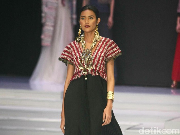 Fashion show Great Toba di Indonesia Fashion Week. Foto: Mohammad Abduh/Wolipop Fashion show Great Toba di Indonesia Fashion Week. Foto: Mohammad Abduh/Wolipop