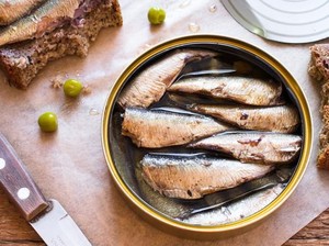 Soal Makarel Bercacing, Menkes Imbau Makanan Harus Dimasak Sempurna