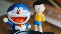 Wah makanan yang ini tampak menggoda. Apalagi kalau makannya ditemani sama Doraemon dan Nobita. Foto: Instagram @dmonershome