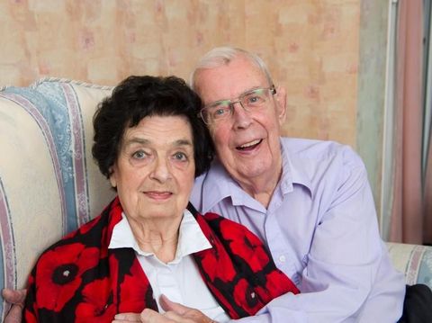 George dan Irene, mantan pacar yang kembali bersama dan menikah di usia 89