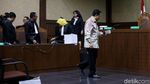 Foto: Setya Novanto Dituntut 16 Tahun Penjara