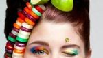 Keren! 10 Seni Fotografi Ini Tampilkan Model Cantik Bersama Makanan