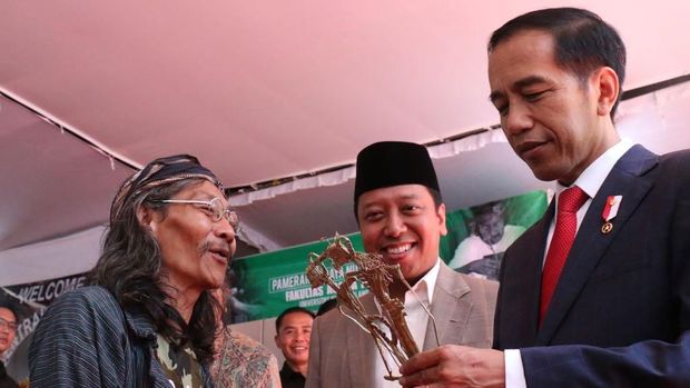 Jokowi dan Ketum PPP Kembali Tampil Mesra di Malang