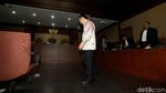 Jalani Sidang Tuntutan, Novanto Masih Cengengesan