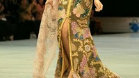 Jessica Iskandar pun tampil anggun dalam balutan kebaya. Foto: Ismail/detikHOT